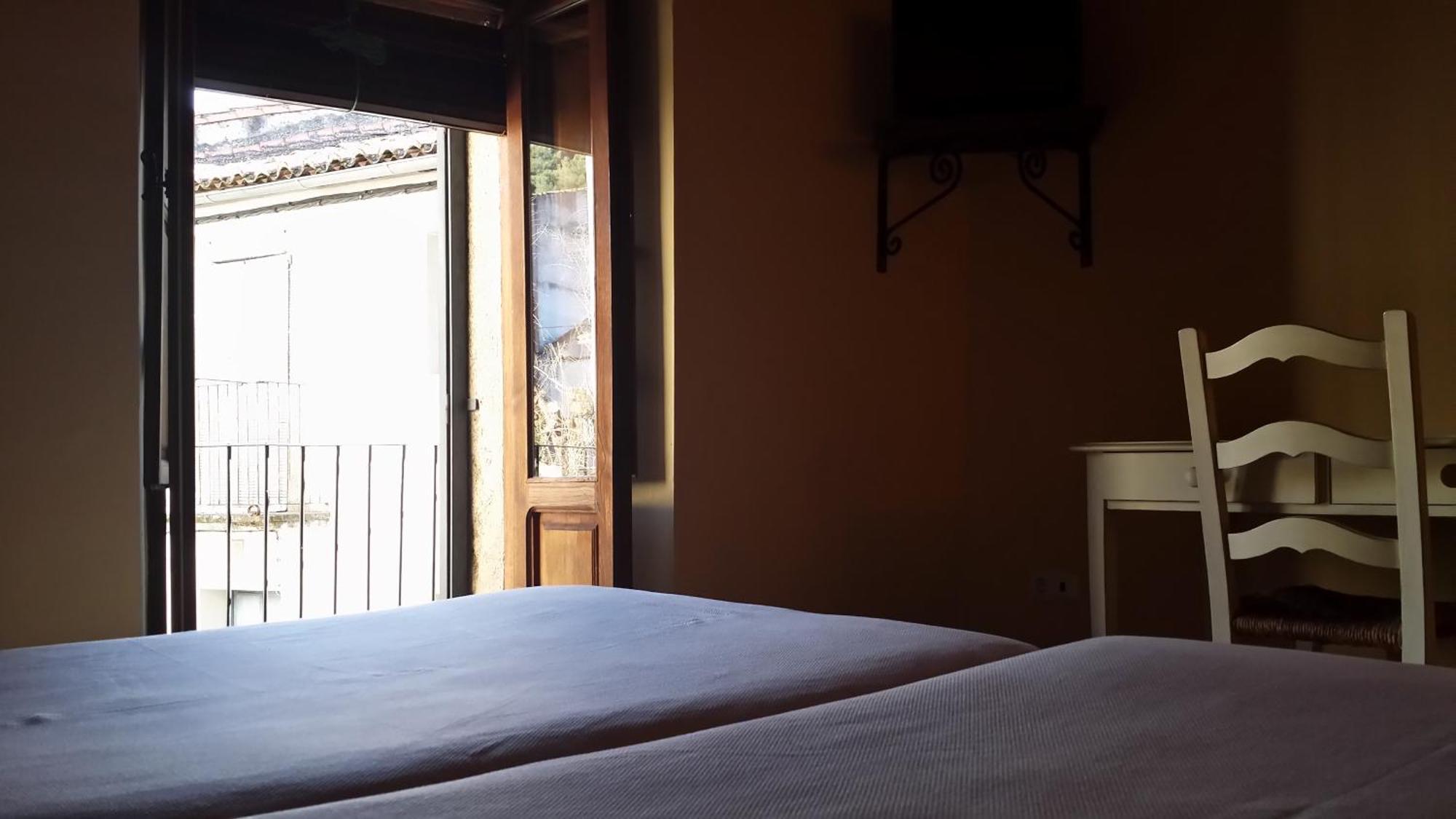 بانيوس دي مونتيمايور Casa Rural Con Encanto "Los Postigos" الغرفة الصورة