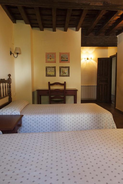 بانيوس دي مونتيمايور Casa Rural Con Encanto "Los Postigos" الغرفة الصورة